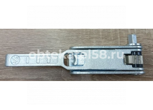 Трещотка натяжения тента 12-ый квадрат (левая) под 2 отверстия AVTOSHTAMP A9500001035