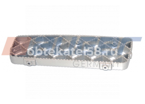 Ступенька подножки SCANIA 5 P/R-Ser 2004-> средняя/металл он 1535048 AUGER 67213