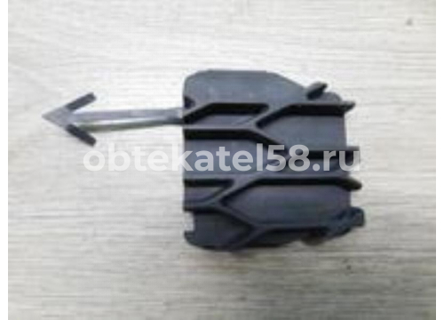 Заглушка буксировочного крюка VOLVO FH16 4v 2013-> левая он 82186579 TANGDE TV07C014030